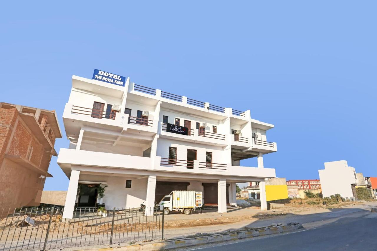 Collection O The Royal Fern Hotel Farrukhnagar Kültér fotó